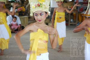 Dancers in Unison 2 w.jpg